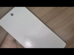 Rivestimento in polvere bianca a rughe per coprire difetti e imperfezioni