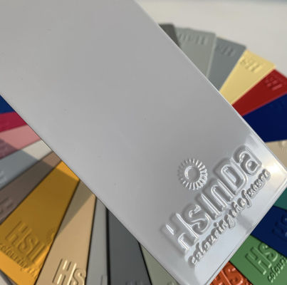 RAL7035 Vernice di rivestimento in polvere di poliestere gloss grigio chiaro a 180-200°C