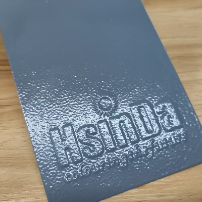 Rivestimento in polvere grigio a rughe profonde e durevole per parti di motori automobilistici e coperture di macchine utensili