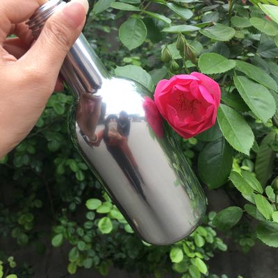 Verniciatura a polvere vetrosa con eccellente adesione, resistenza ai raggi UV e agli agenti chimici per superfici metalliche